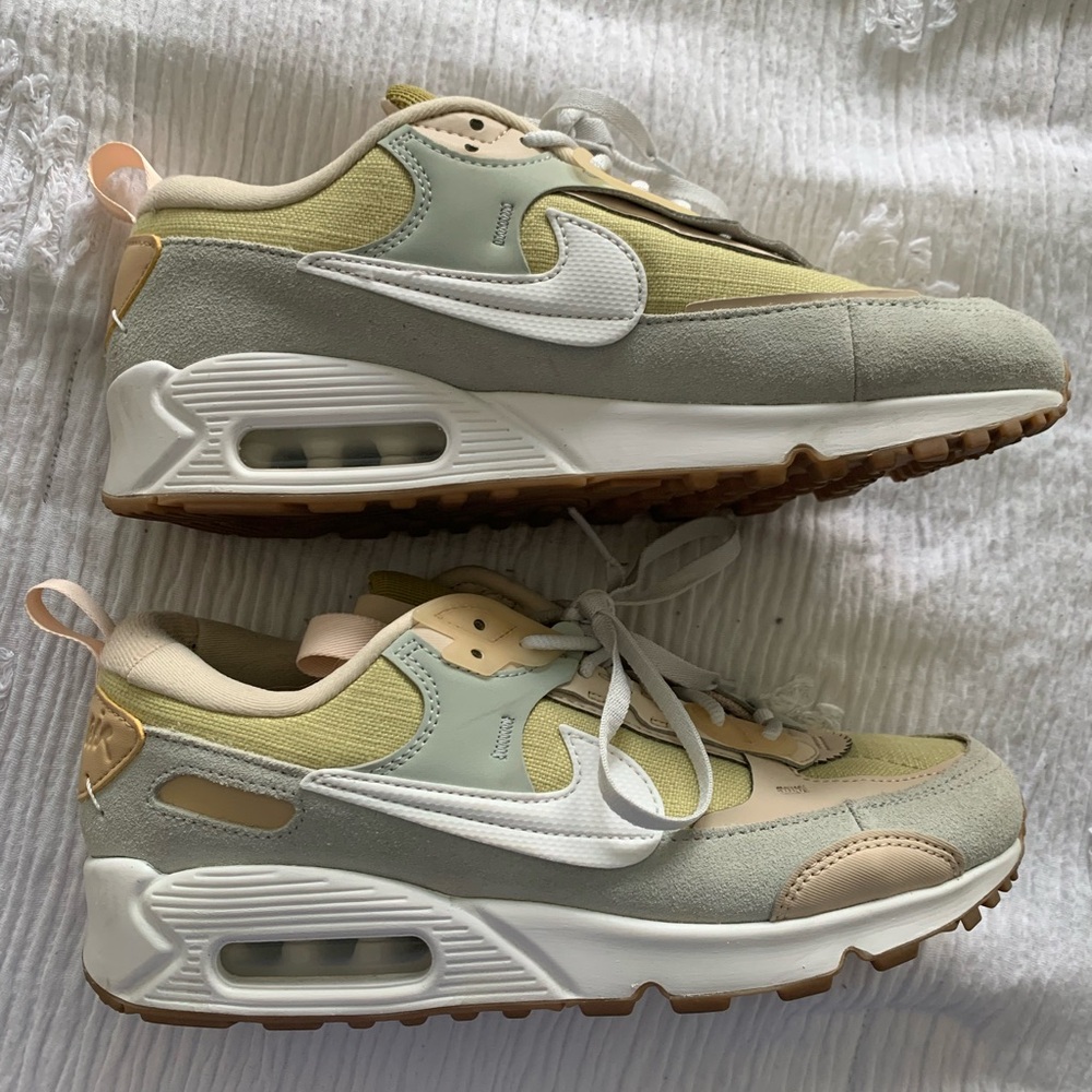 Nike lifestyle shoes